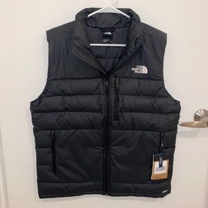 NWT Mens The North Face Black Vest